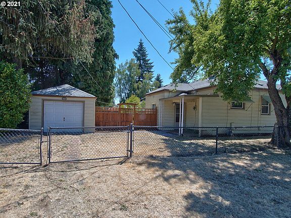 3rd image of 2600 E 30th St