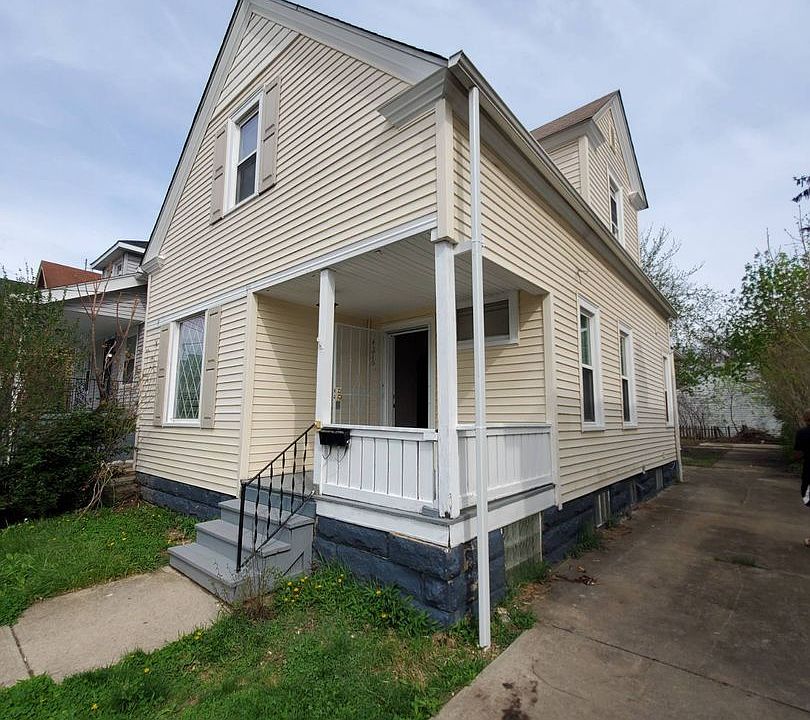 1st image of 4216 Clybourne Ave