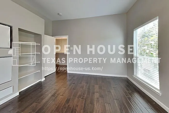10051 Rio Bravo Rd — Photo 11