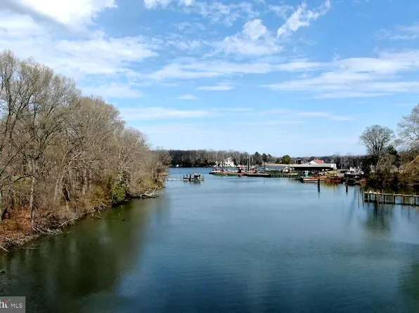 938 Benning Rd, Galesville, MD 20765