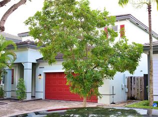 2872 NE 1st Dr, Homestead, FL 33033