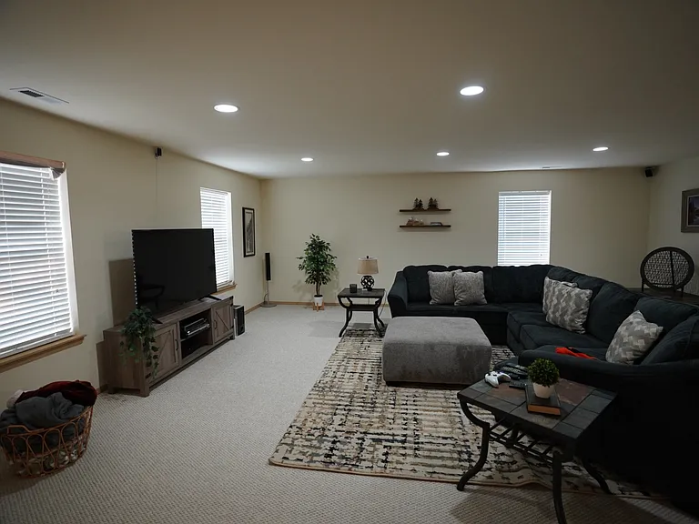1108 Daffodil Ave NE — Photo 20