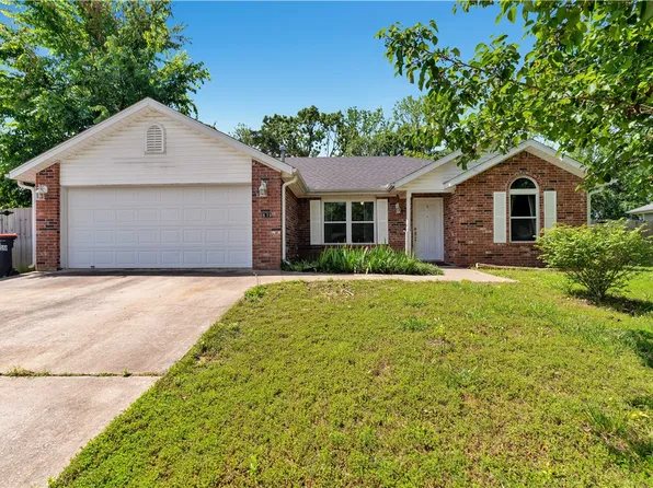 679 Richland Creek Ave, Elkins, AR 72727