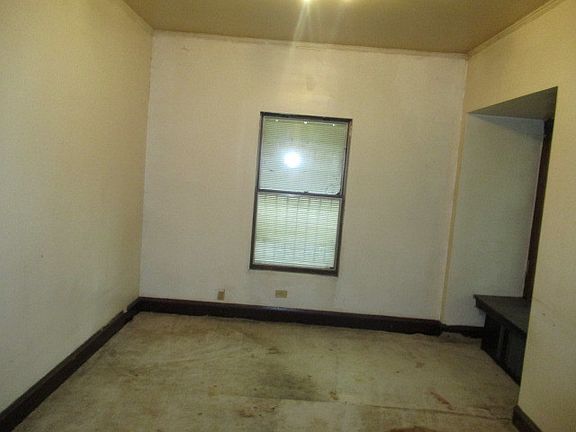 5th image of 6942 S Calumet Ave
