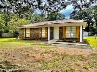 3031 Sun Valley Dr, Mobile, AL 36618