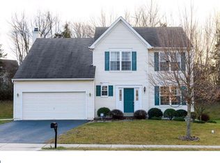 1015 Fallbrook Ln, Pottstown, PA 19464