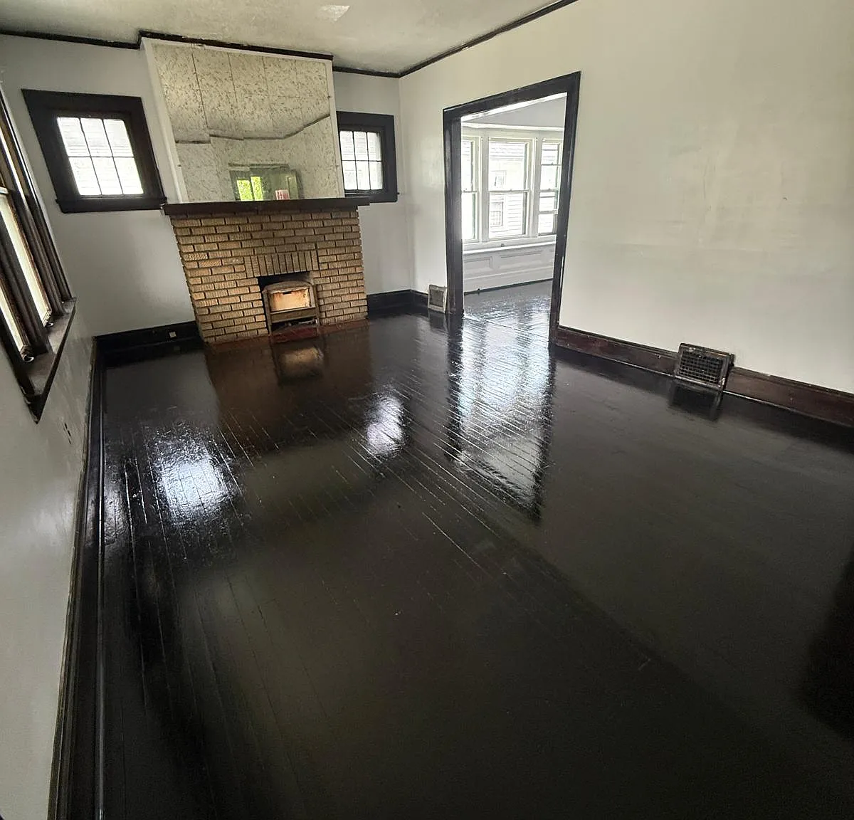 2 bed, $900 — Photo 3