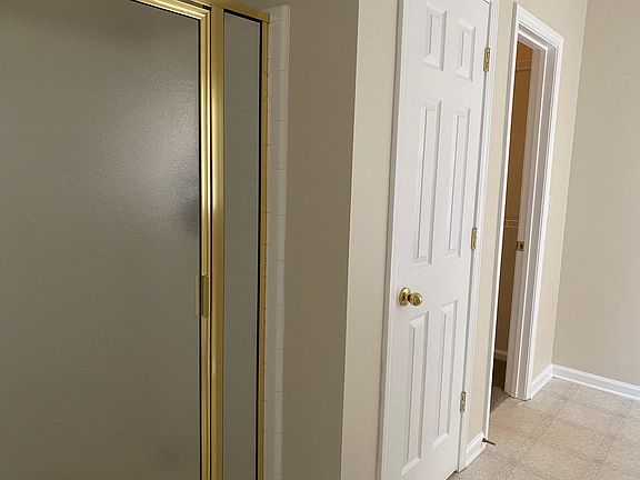 4th image of 1240 Leisure Lake Dr