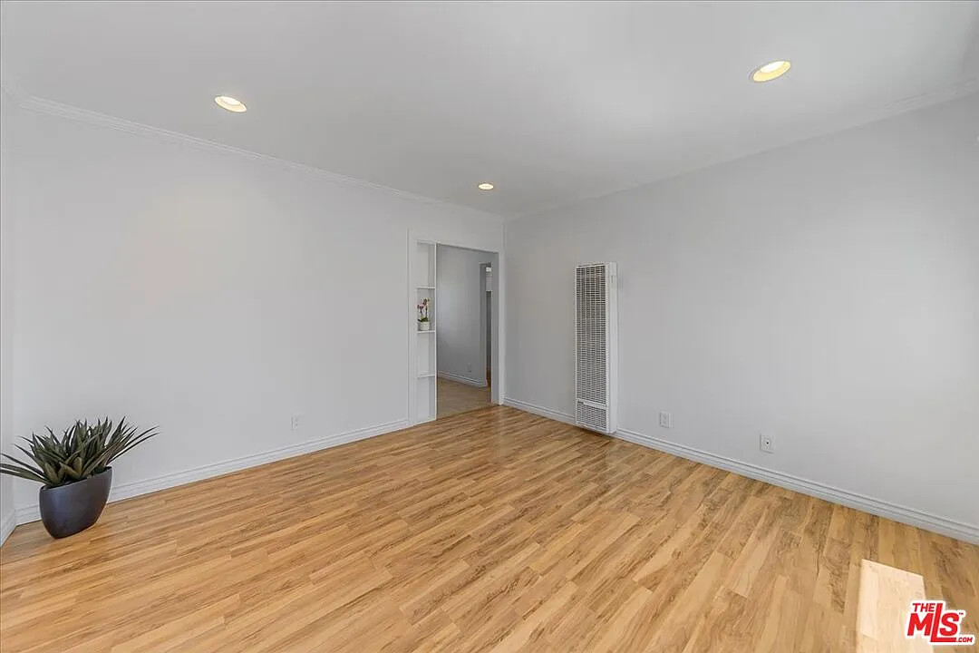 1 bed, 1.0 bath, 502 sqft, $2,800 — Photo 2