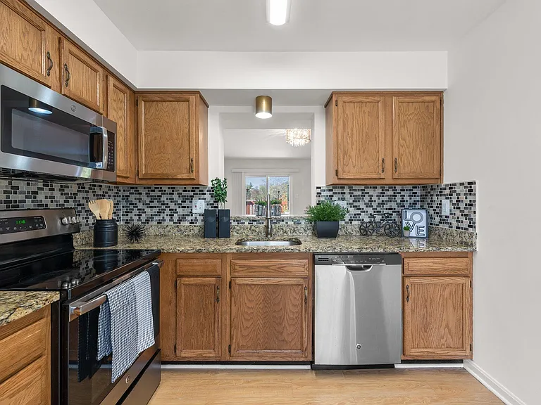 8615 Andrew Ellicott Ct — Photo 8