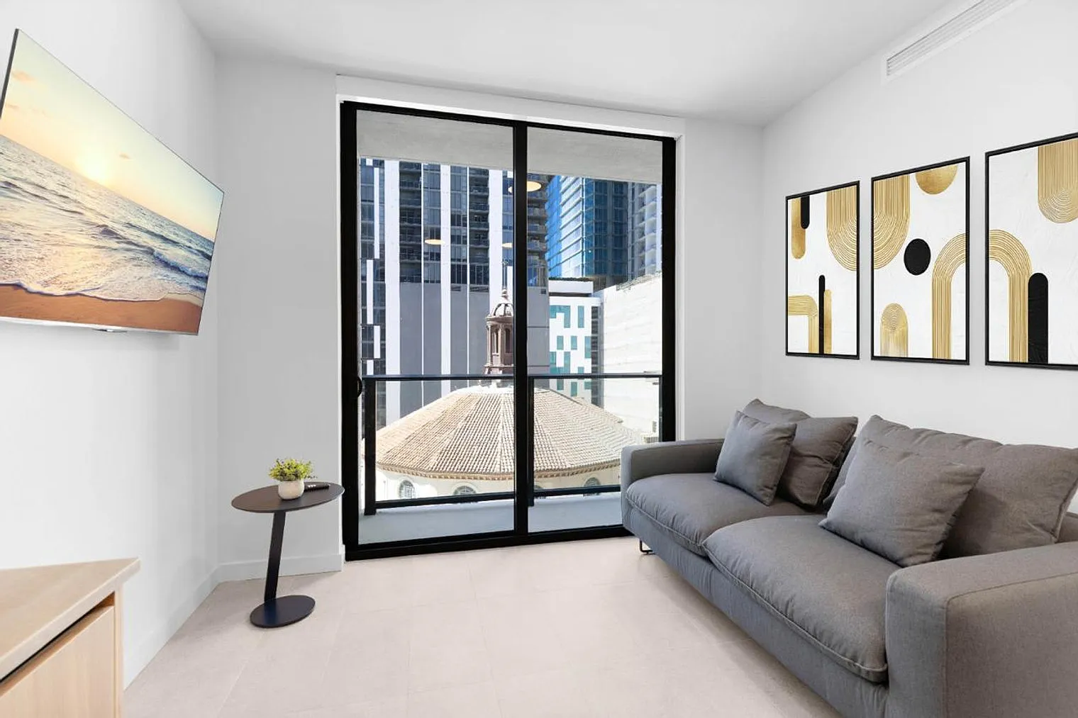 1 bed, 1.0 bath, 505 sqft, $3,050 — Photo 1