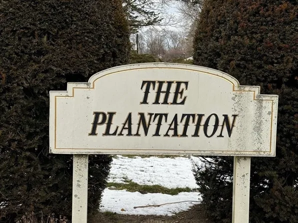 111 Plantation Dr Unit 111, Agawam, MA 01001