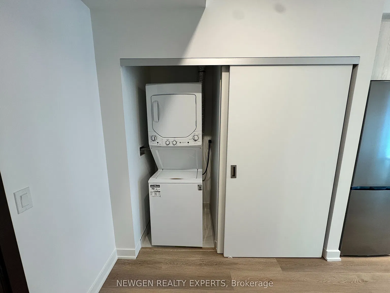 2 bed, $1,899 — Photo 4