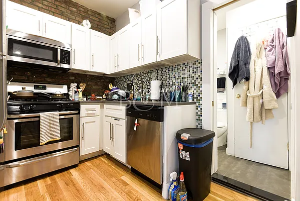 Rented by Brick&Mortar | media 54