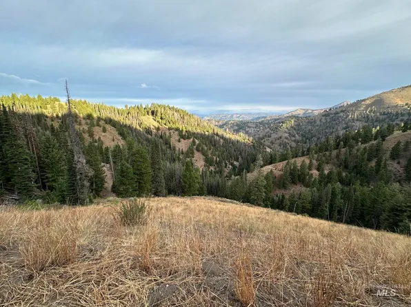Carrie Creek Rd, Fairfield, ID 83327