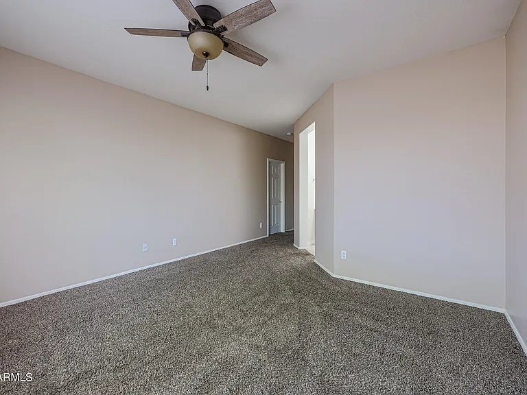 2470 W Warren Dr — Photo 31