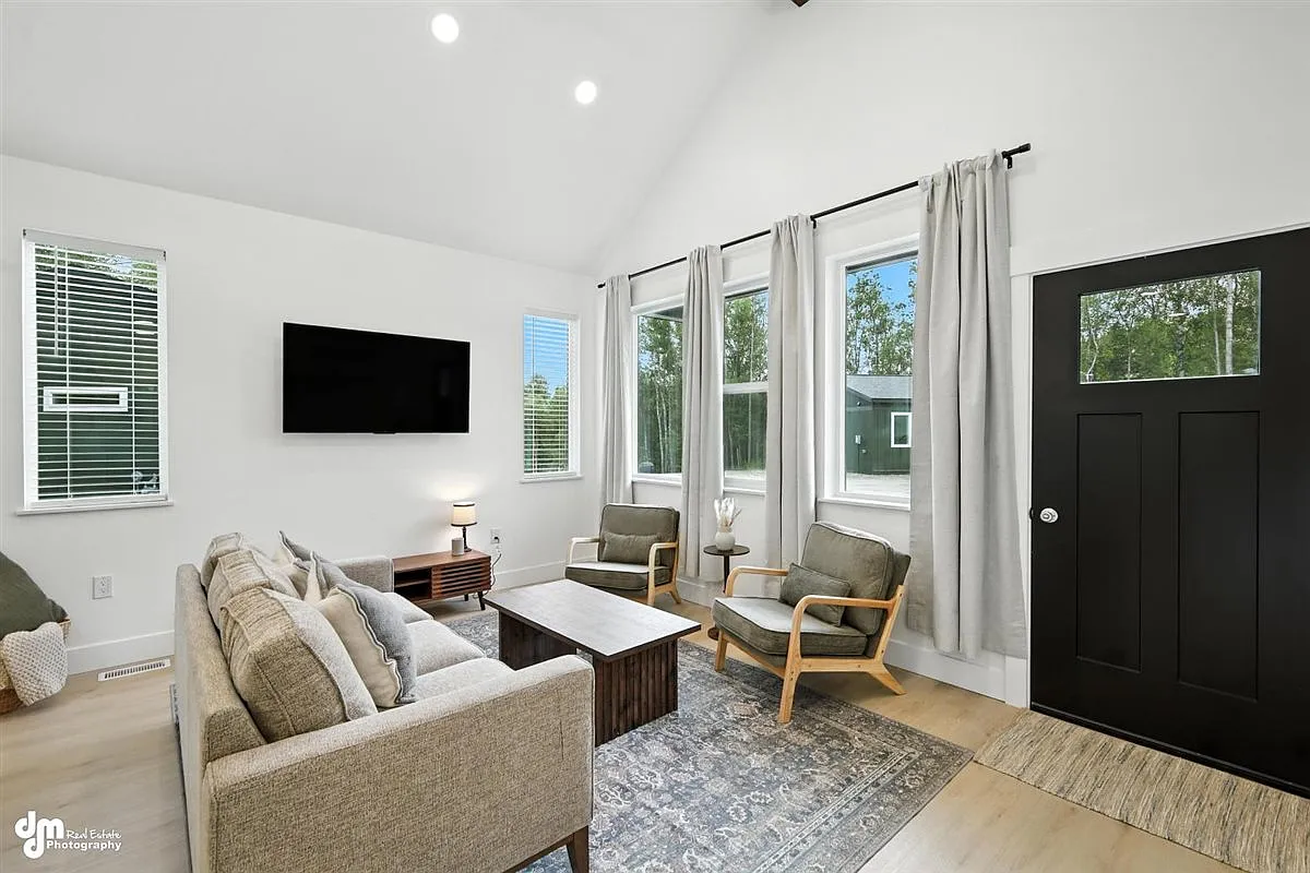 2 bed, 1.5 bath, 974 sqft, $2,550 — Photo 4