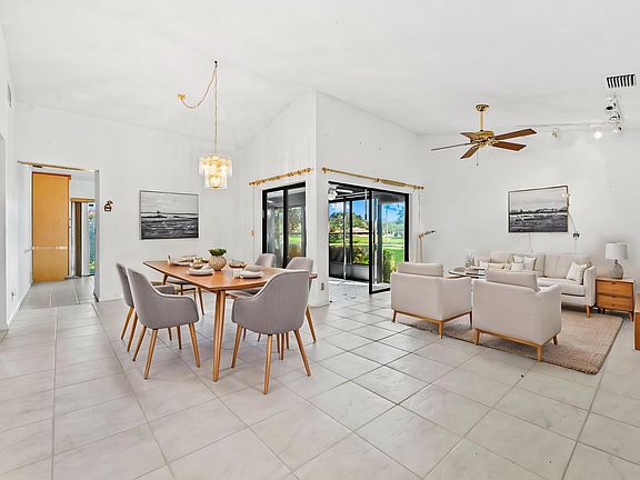 3rd image of 5537 Parkwalk Circle E