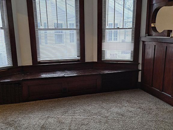 5th image of 2716 Benninghofen Ave #1