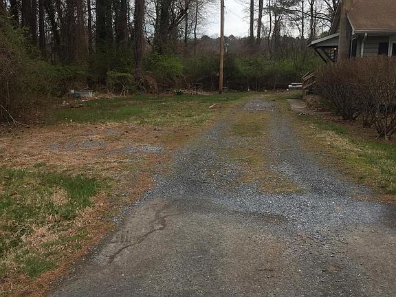 4th image of 319 Dodson Ave