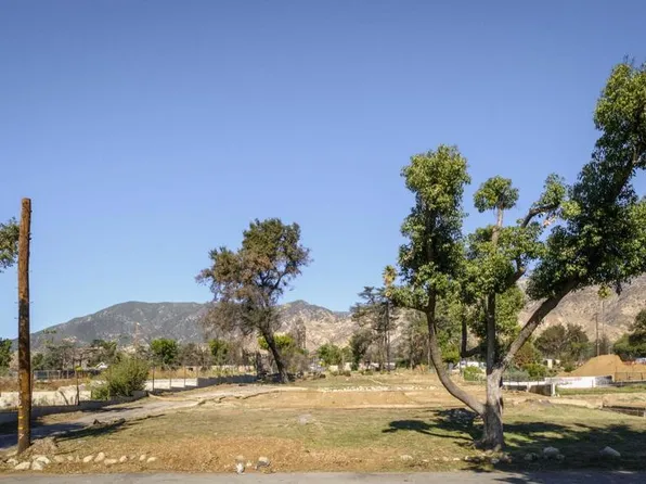 73 E Pine St, Altadena, CA 91001