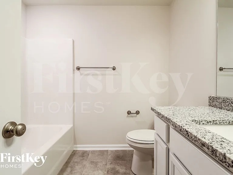905 Birchcrest Way — Photo 13