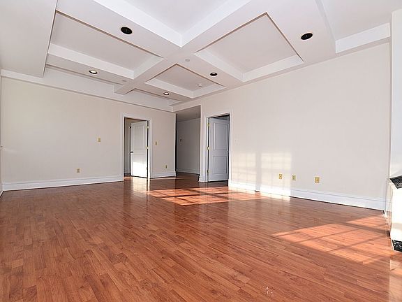 4th image of 45-02 Ditmars Blvd #140