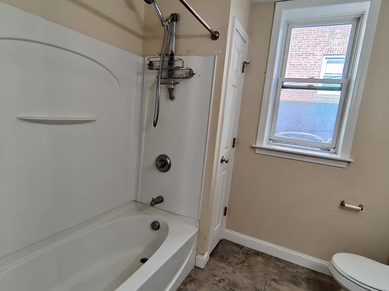 49 Saint Marys St #3 — Photo 18