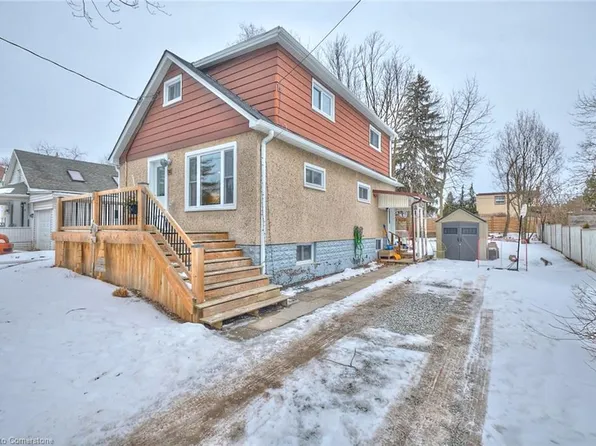 50 Dufferin St, Welland, ON L3C 4K4