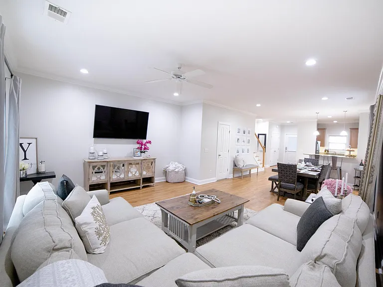 4954 Date Palm Dr — Photo 9