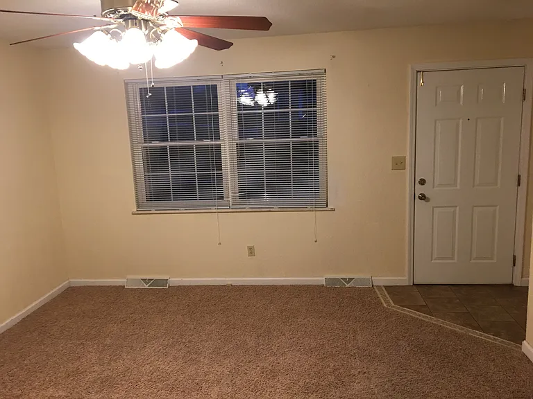2810 Independence St — Photo 9