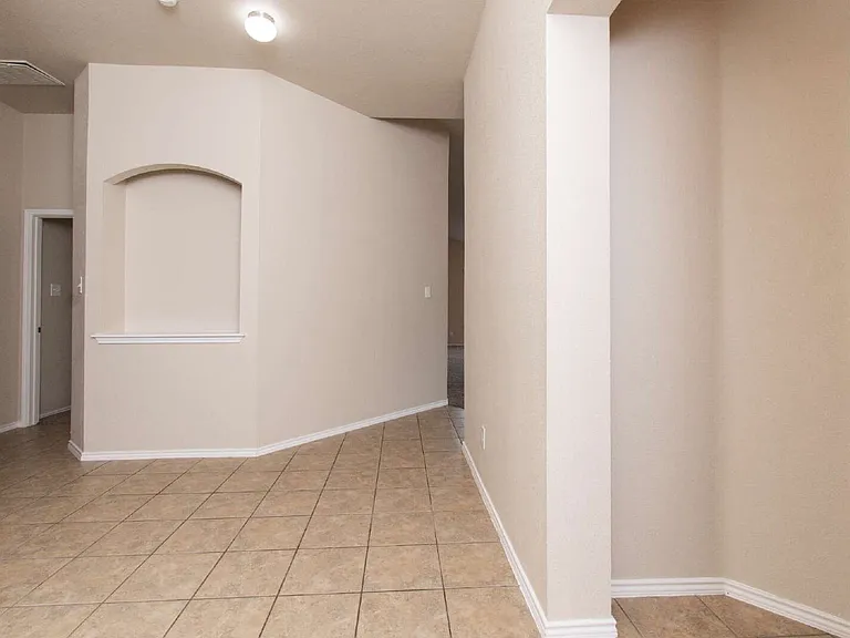 5409 Rimes Ct — Photo 7