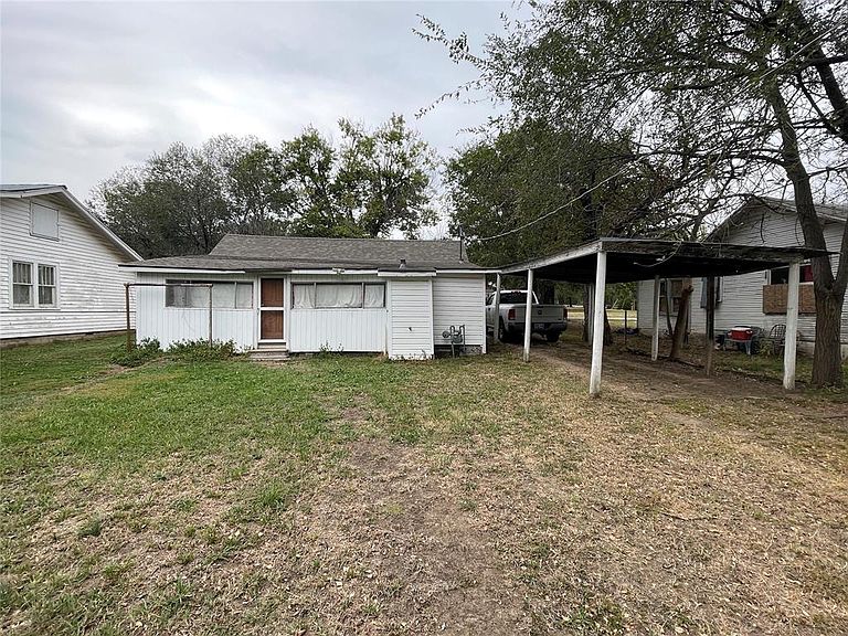 Listing photo 5