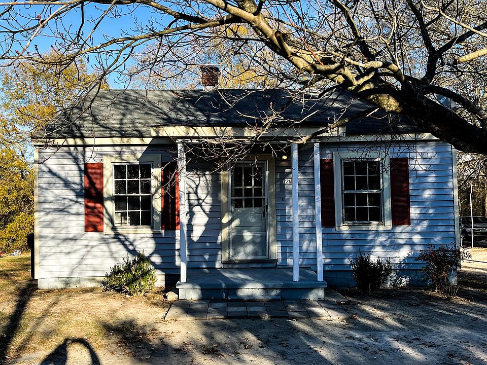 1st image of 721 Lakeside Ave