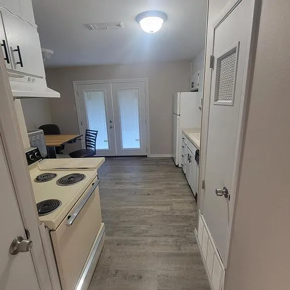 1028 N Wells St — Photo 7