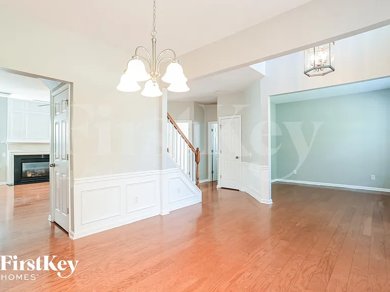 1905 Arbor Crest Ct — Photo 5