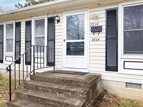 2nd image of 2214 Rawlings St