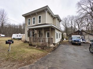 108 Valley Rd, Johnstown, NY 12095