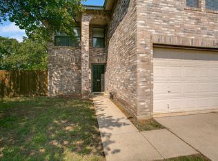 2001 Yellowstone Ln, Corinth, TX 76210