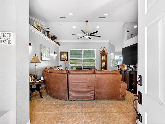 4th image of 13101 SW 3rd Ct