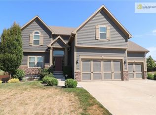 8040 NE 103rd St, Kansas City, MO 64157
