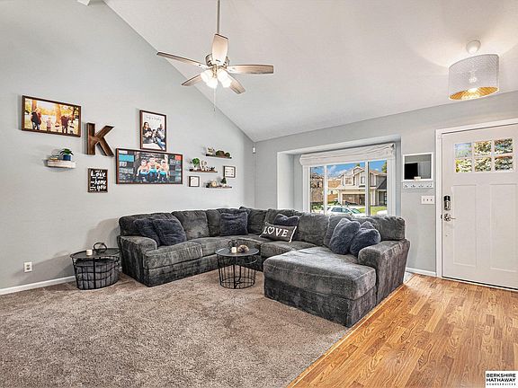 5th image of 7905 S 70th St