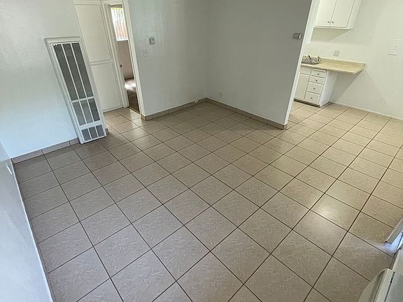 2nd image of 1441 Parker Ave APT 15