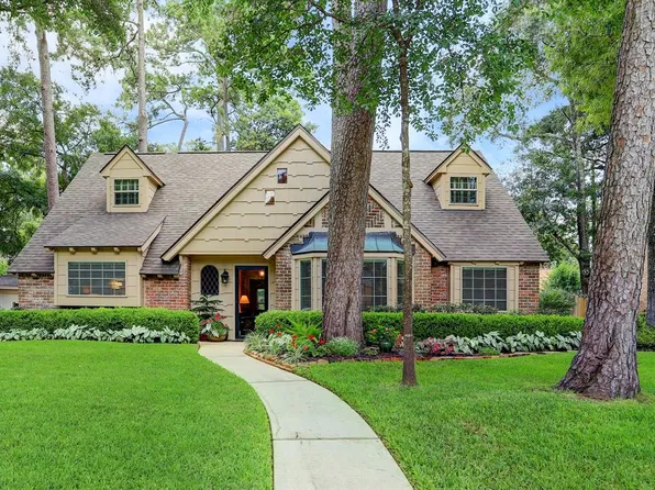 1415 Pine Gap Dr, Houston, TX 77090