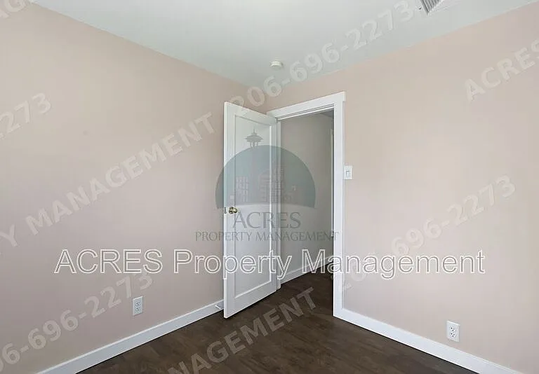 15446 21st Ave SW — Photo 29
