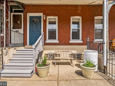 419 N Budd St, Philadelphia, PA, 19104