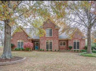 9520 Morning Woods Dr S, Cordova, TN 38016