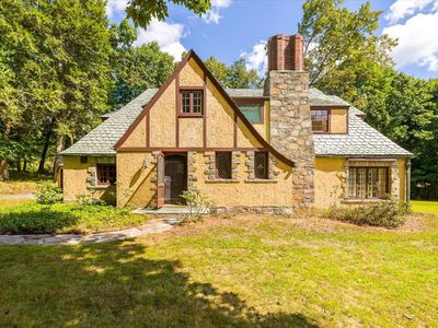 69 Peckham Lane, Killingly, CT, 06239
