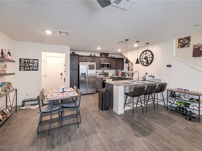 6816 Citron Mist Ct — Photo 10