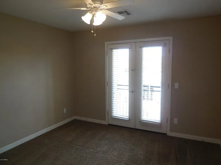1131 E Cedar St — Photo 15